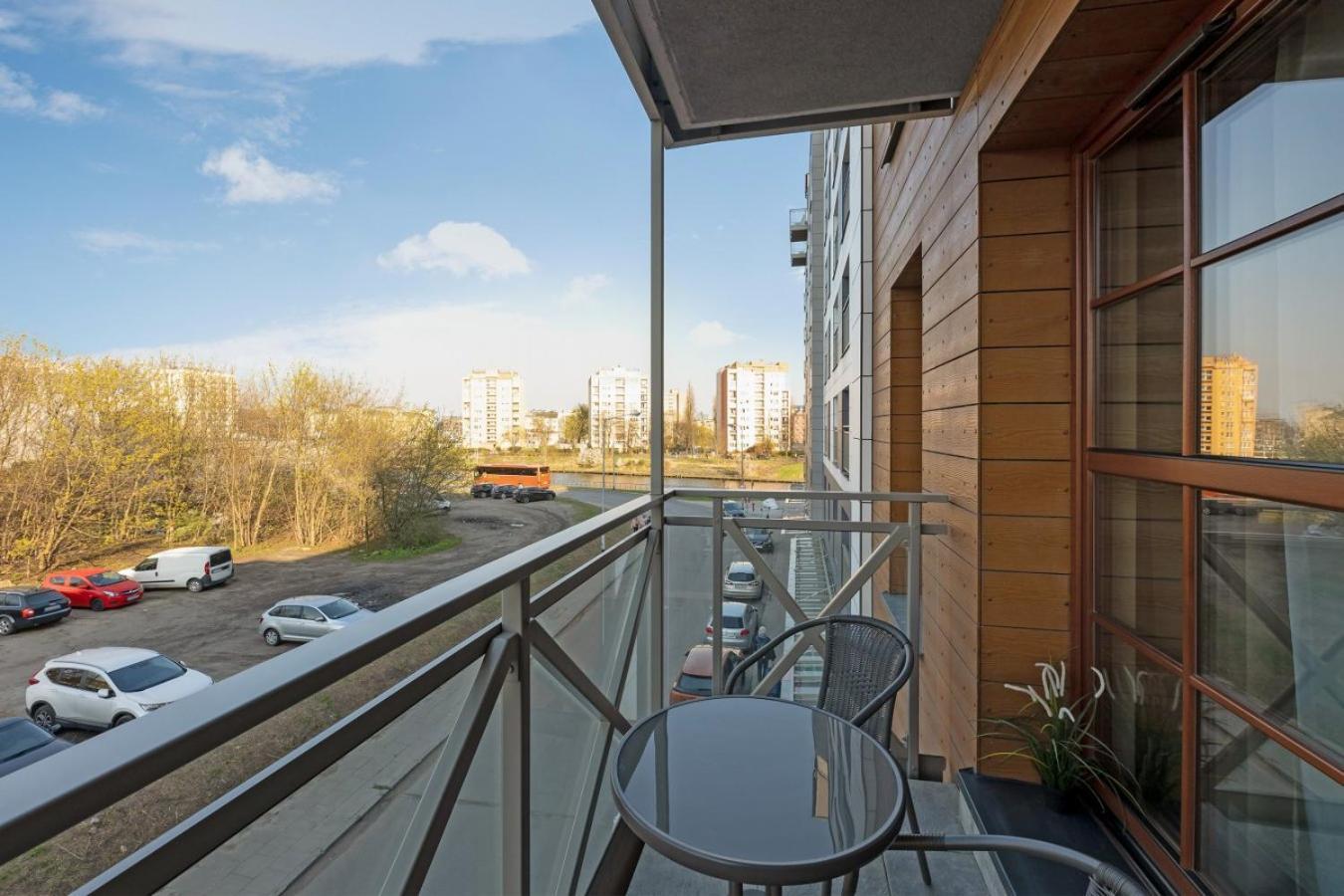 Nowa Motlawa Spa, Pool, Gym & Parking By Downtown Huoneisto